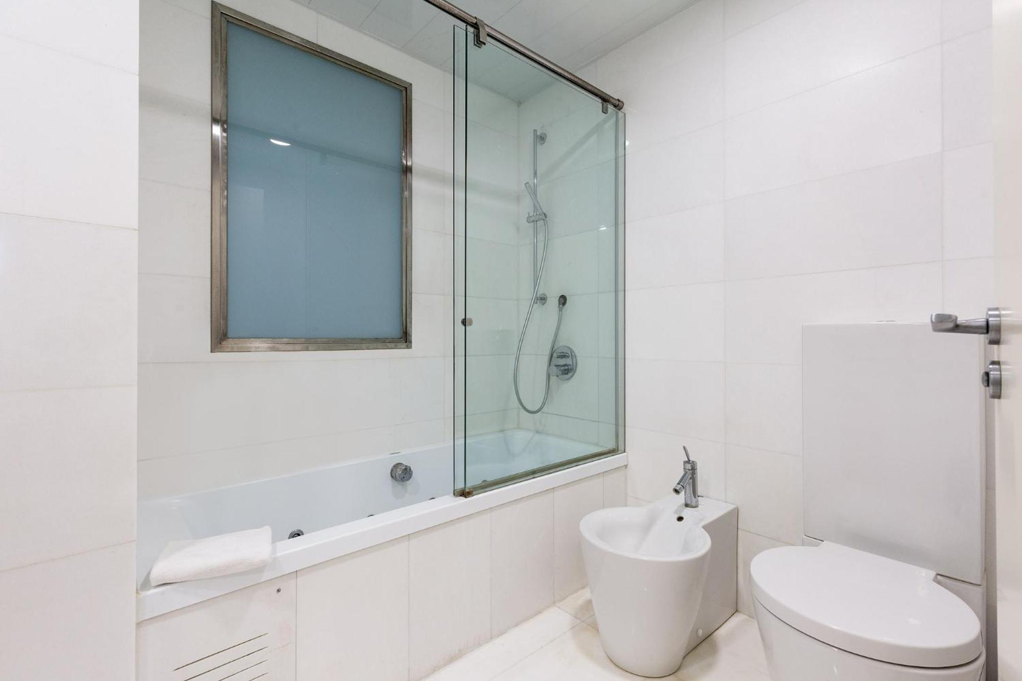 Апартаменти Ola Living Plaza Catalunya Барселона Екстер'єр фото