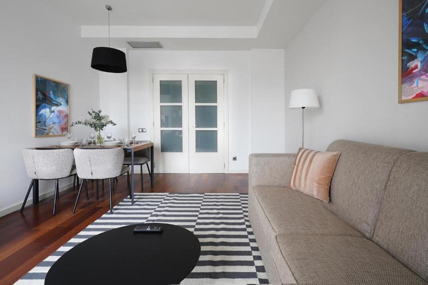 Апартаменти Ola Living Plaza Catalunya Барселона Екстер'єр фото